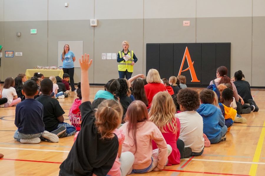 Kindergarten and 1st grade students at Edwards Elementary had a paws-itively amazing time yesterday with a visit from Safety Dog! 🖤🧡🐾
As part of the Safety Dog Bus Tour, students participated in a fun, high-energy safety experience led by First Student. Through interactive stations, students learned how to stay safe on and around the school bus—including a real bus demonstration, hands-on activities, and important safety tips.
One of the highlights? Becoming a “Safety Super Star!” ⭐ Students signed a safety pledge, met Safety Dog, and even snapped a photo to celebrate their commitment to safety. The event also included a special moment to recognize and thank our incredible school bus drivers who help keep students safe every day.
Learning + fun + safety = a great day at Edwards! Thank you First Student! #AmesCSD #EdwardsElementary #FirstStudent